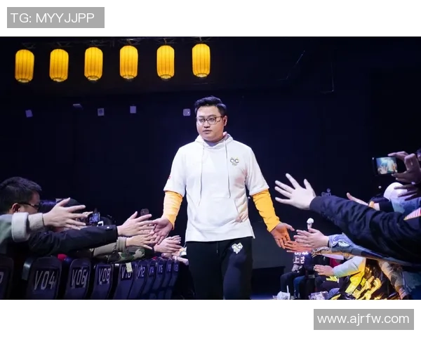 Mikyx分享手腕伤势恢复经历与电竞生涯的挑战与坚持